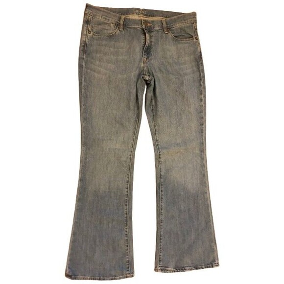 Women's Size 12 Jeans Old Navy The Flirt Bootcut Mid-rise - Picture 1 of 4